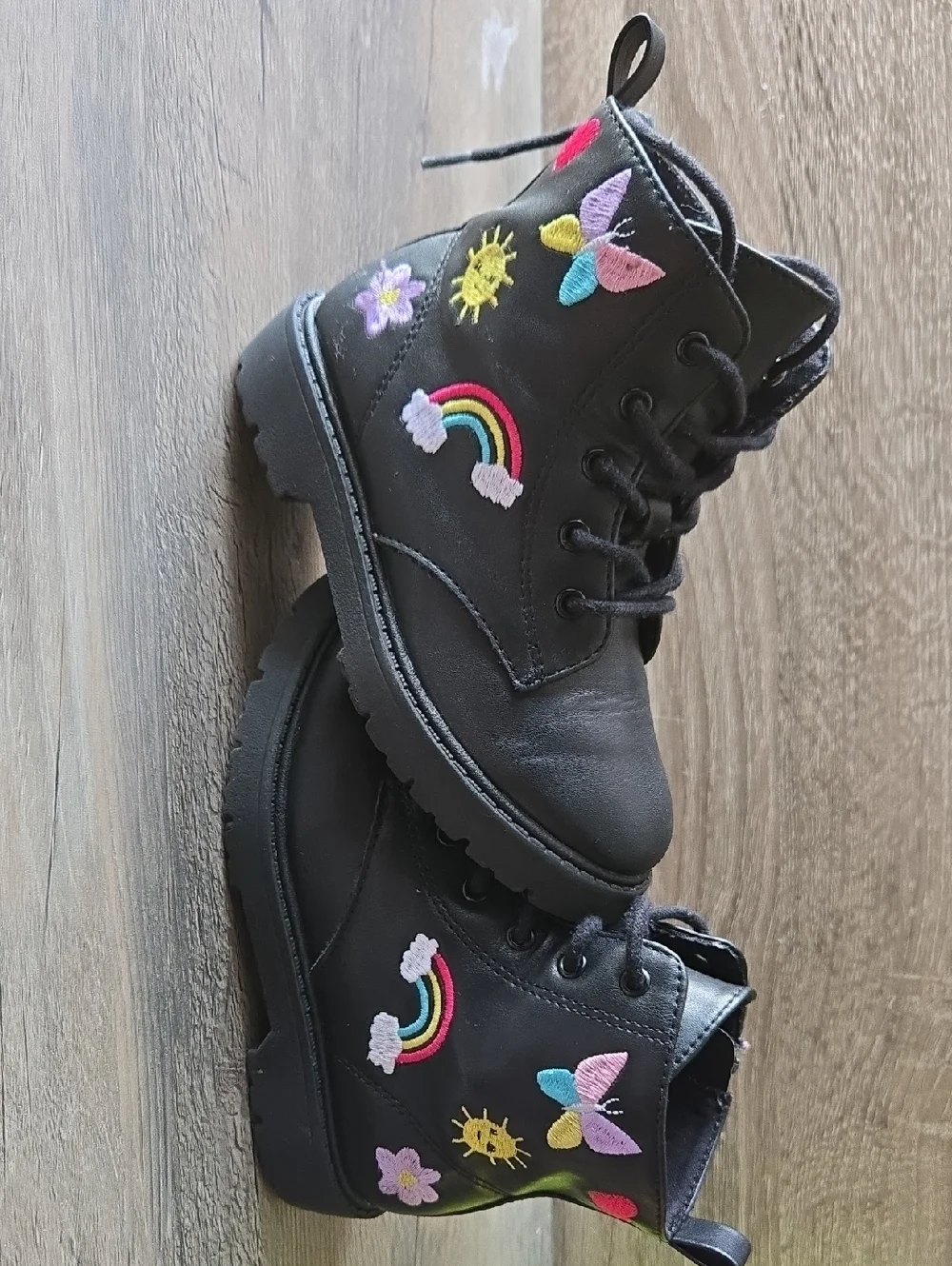 wonder nation Black Lug Sole Boots For Girl's Size 10